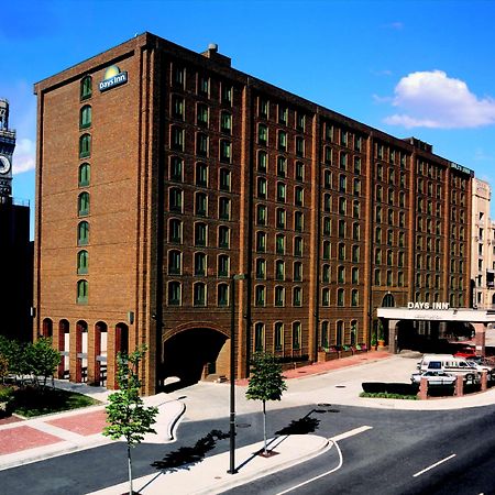 Days Inn By Wyndham Baltimore Inner Harbor Exterior photo