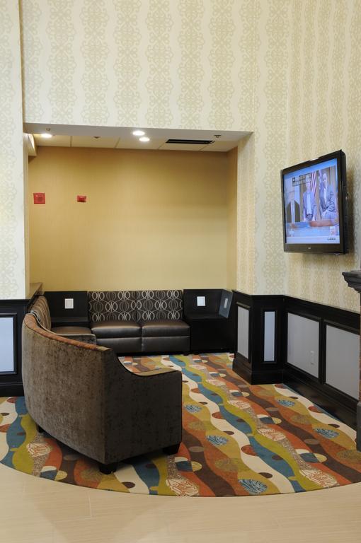 Days Inn By Wyndham Baltimore Inner Harbor Exterior photo